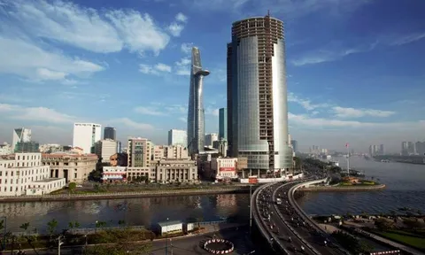 Những tòa nhà nghìn tỷ bị bỏ hoang