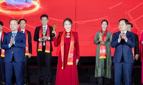 Chủ tịch Eximrs Trần Thị Cẩm Tú được vinh danh Top 30 Doanh nhân trẻ Việt Nam tiêu biểu