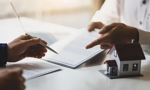 "House Poor" - Bên trong những căn nhà tiền tỷ "rỗng ruột"